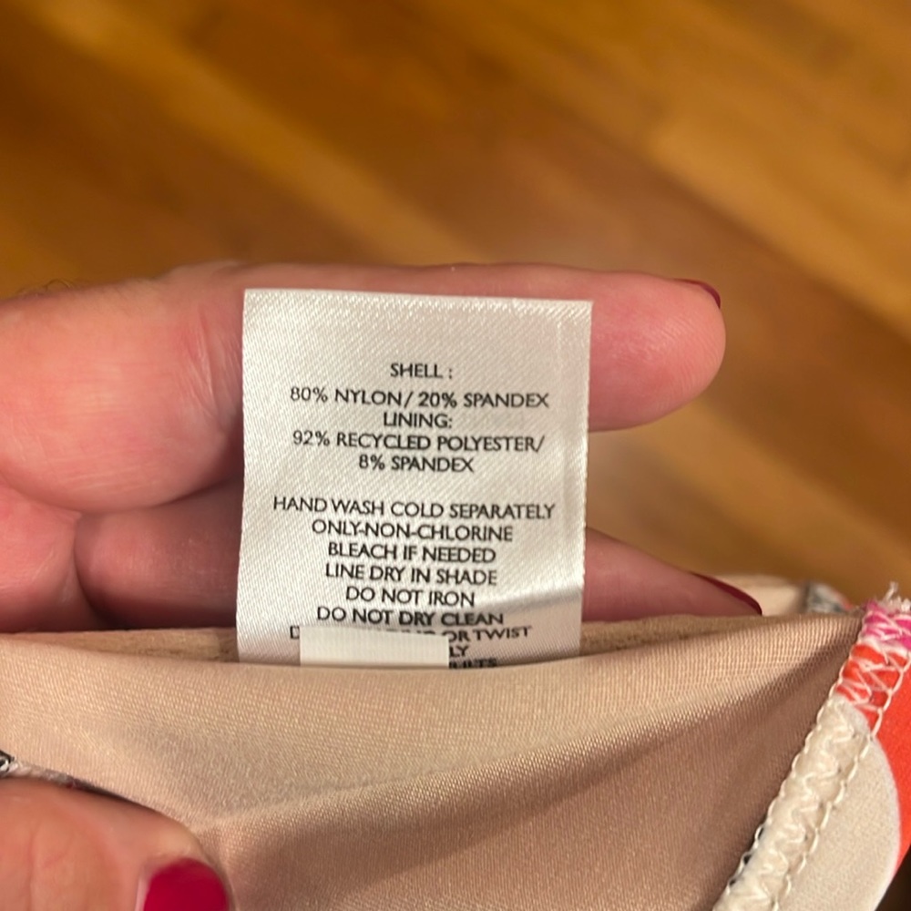 Abstract Multicolor Underwire Bikini Top - Picture 8 of 8